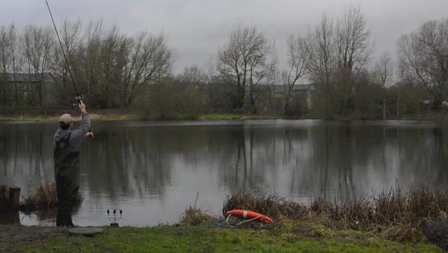 Winter session at Churn Pool – Cotswold water park.